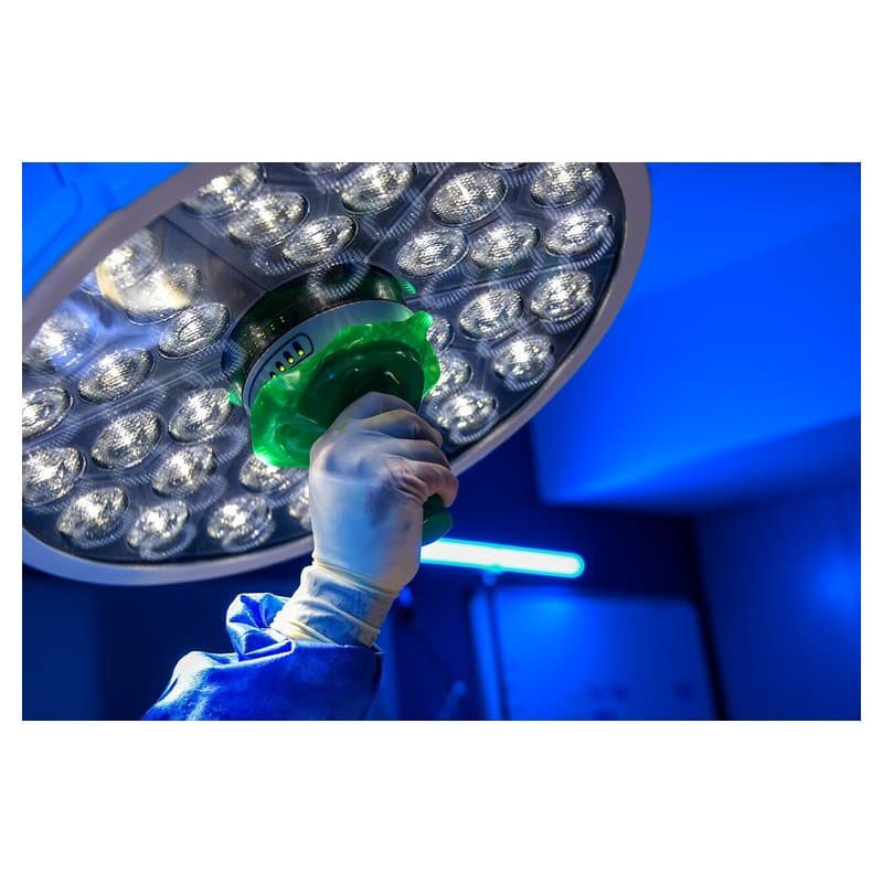 Double-Dome LED Operating Light
